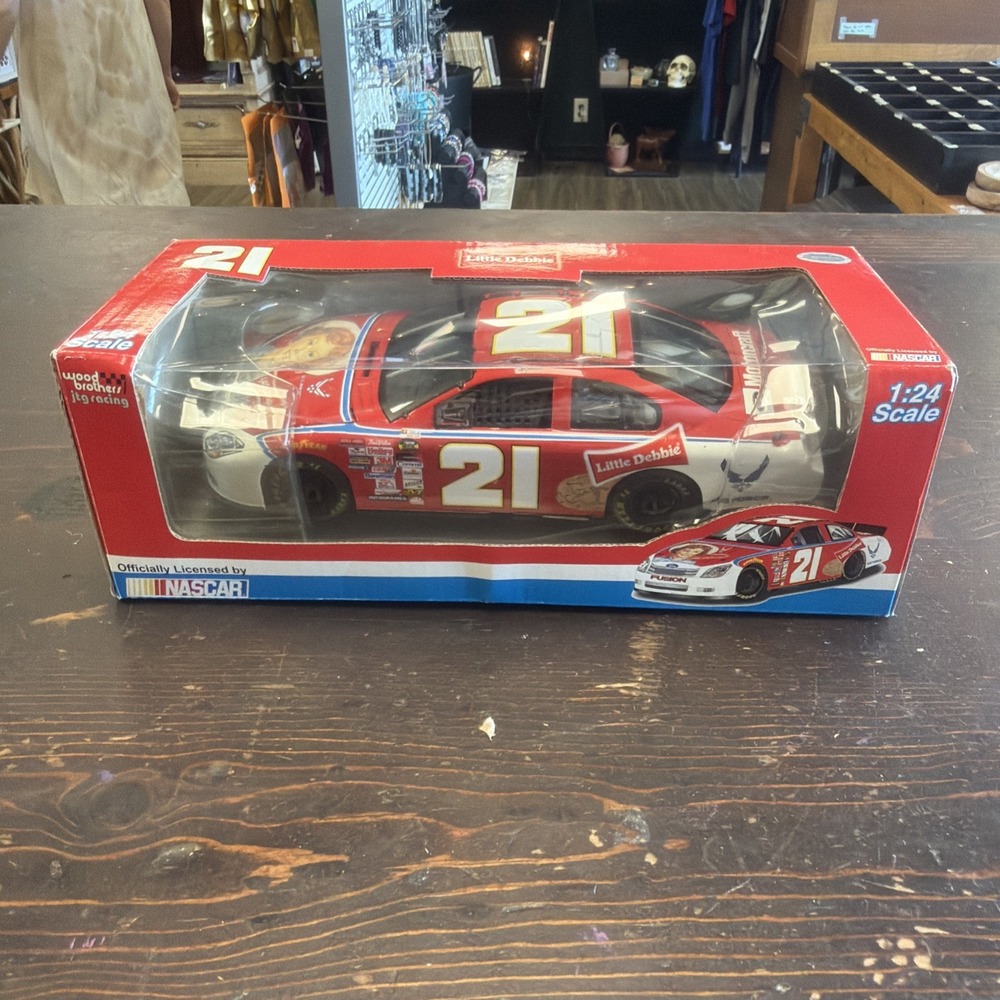 Ken Schrader #21 Little Debbie Wood Brothers JTG Racing Nascar 1:24 Scale